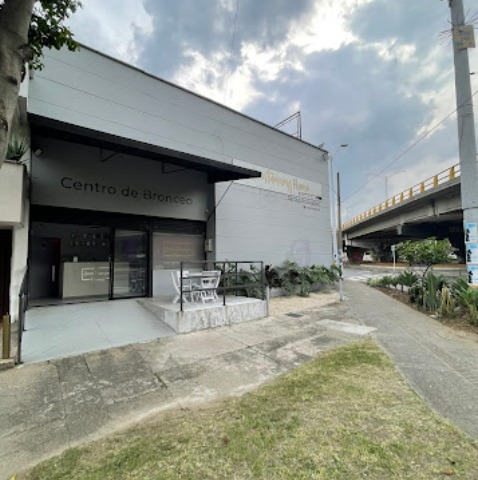 Sede Laureles de Suntanning House